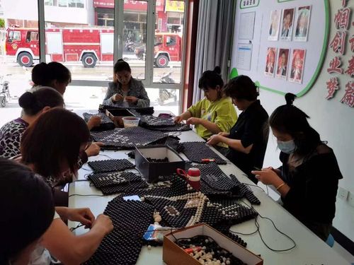 榆阳驼峰路妇女创业就业中心:打造"巾帼创业梦工厂"